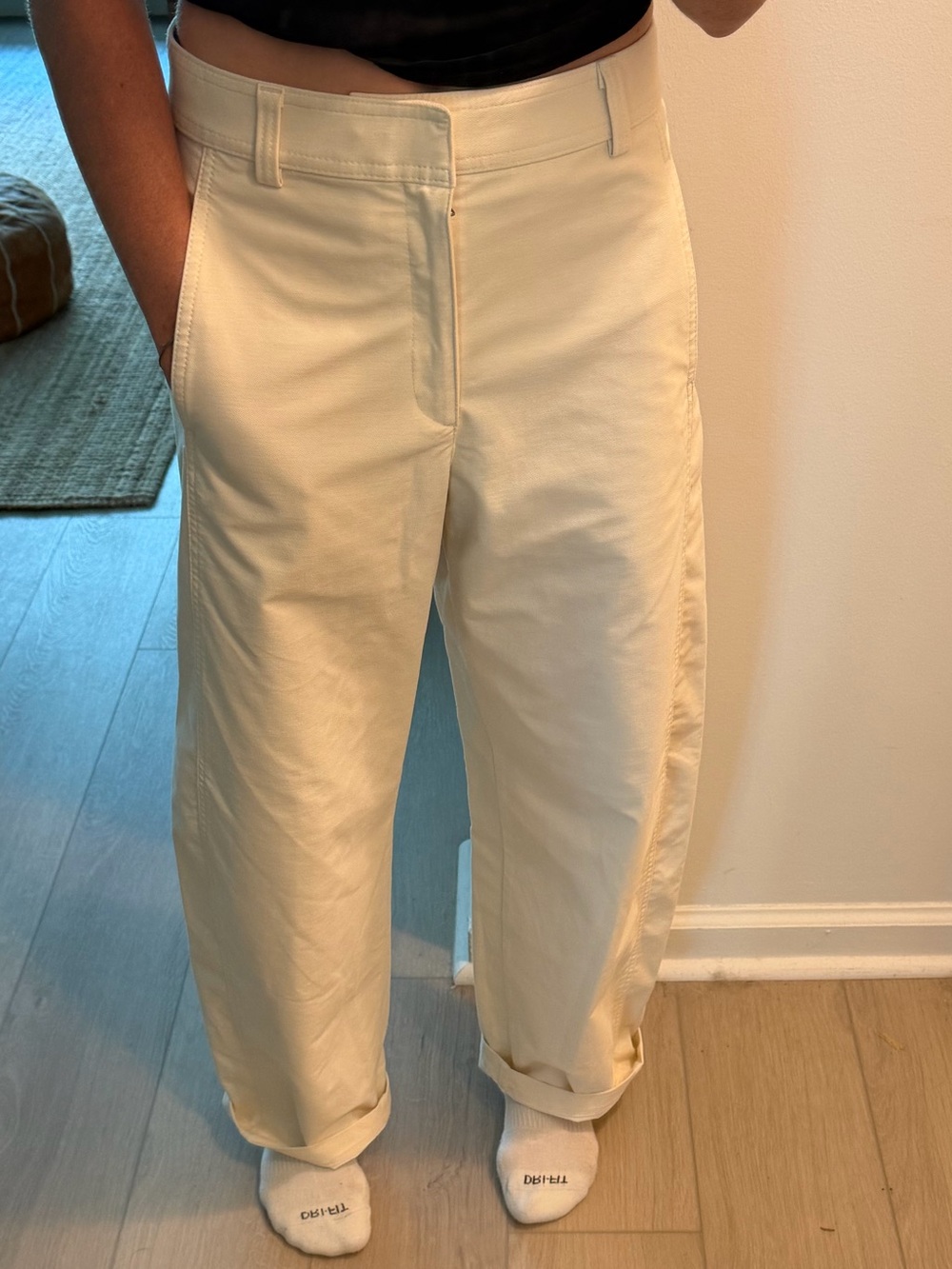 Brand New Uniqlo Cream Jersey Barrel Pants - Picture 3 of 7